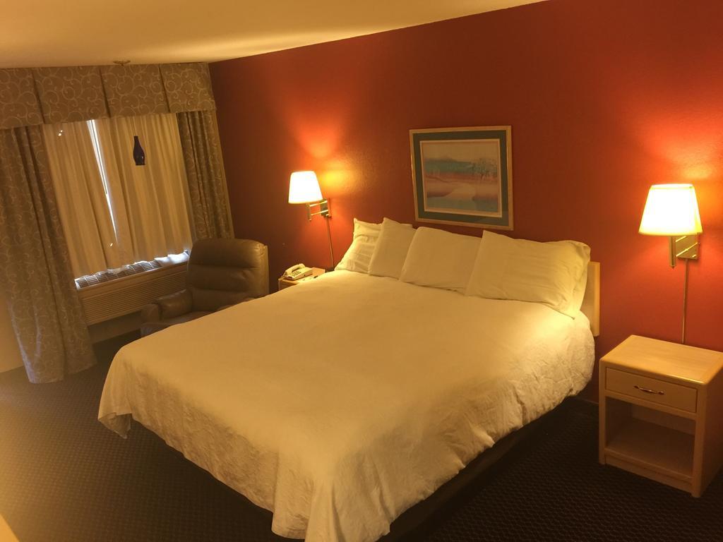 Americas Best Value Inn - Garden City Exteriér fotografie