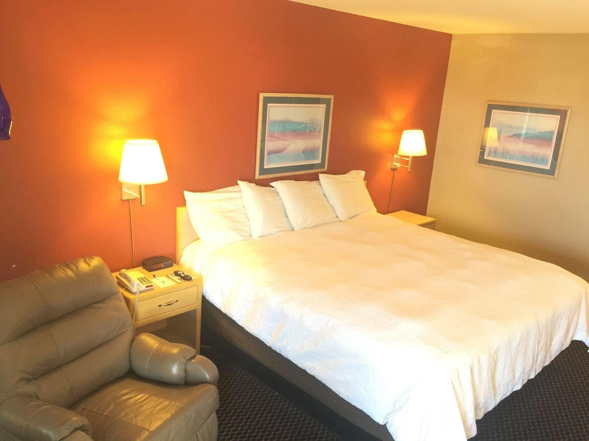 Americas Best Value Inn - Garden City Exteriér fotografie